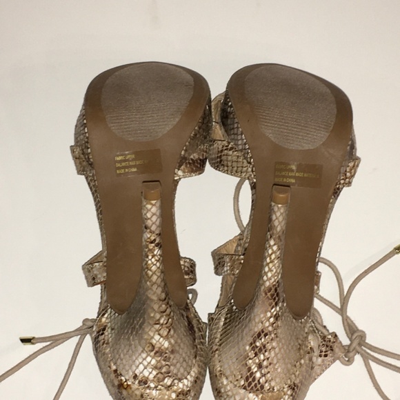 Nude Snakeskin Open Toe Heels Size 10 - Picture 4 of 6